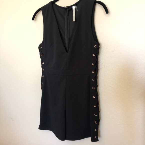 Lace Up Romper - Picture 2 of 3